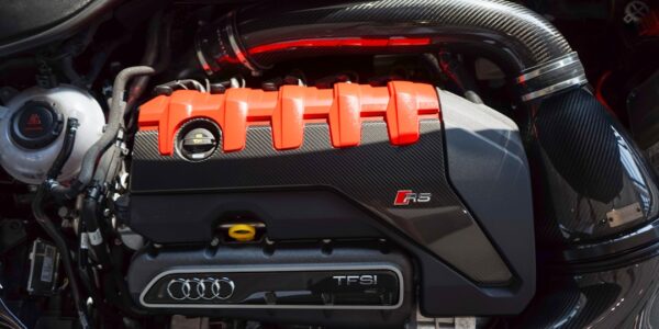 Photo Car engine
